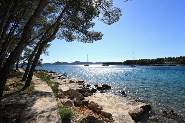 Uitzicht vanaf Hotel Crvena Luka Kroatië